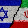 هآرتس: التفكير الإسرائيلي بإسقاط النظام الإيراني من خلال الهجمات الإلكترونية مجرّد تَمَنٍّ